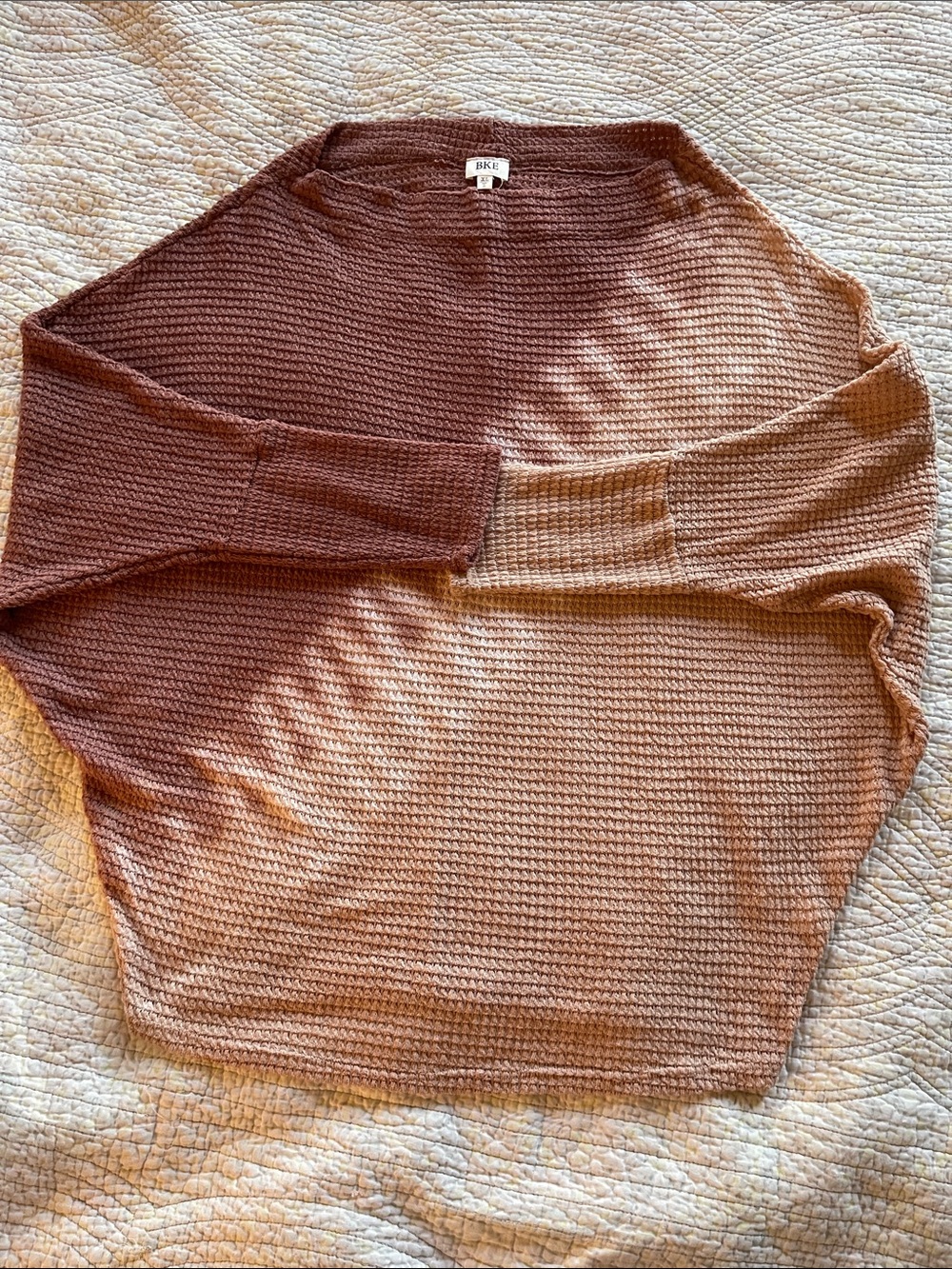 BKE Two-Tone Mauve to Blush Waffle Knit Crew Sweater